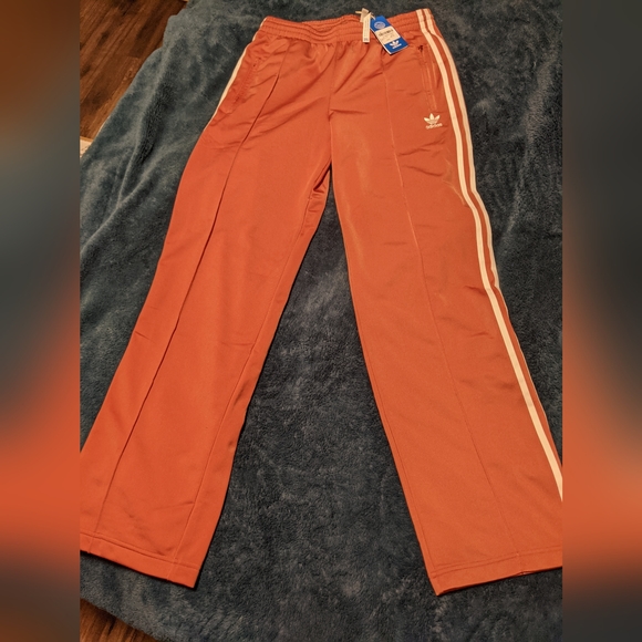 Matching Coral Adidas Tracksuit Like NEW - Picture 7 of 10